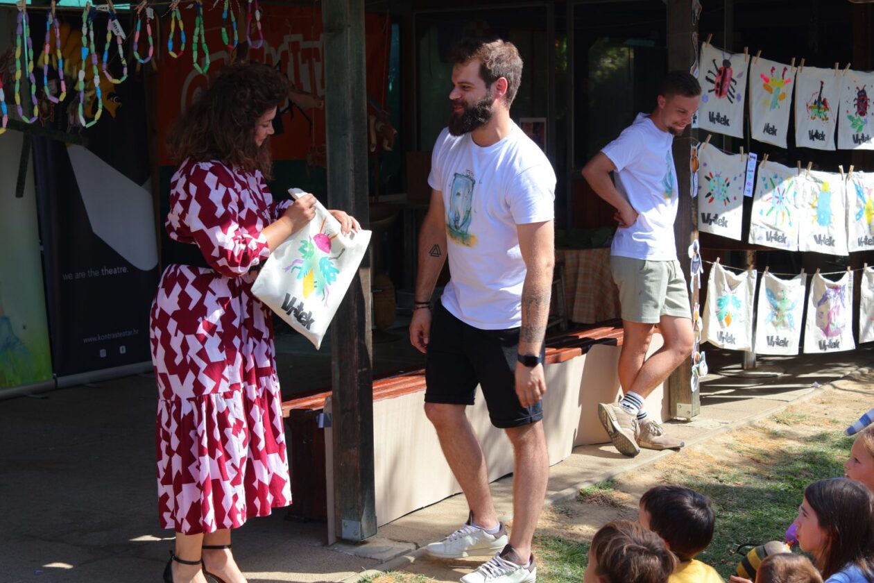 vrtek 2025 (25) vrtek 2025 (25)