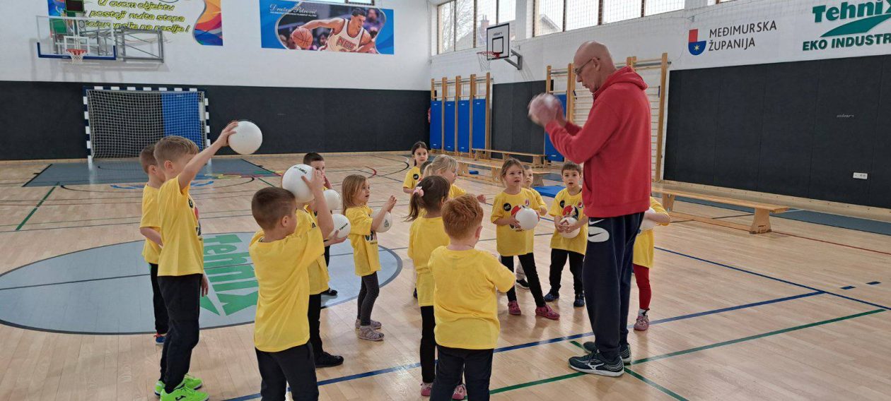 vrtko rukomet (11) vrtko rukomet (11)