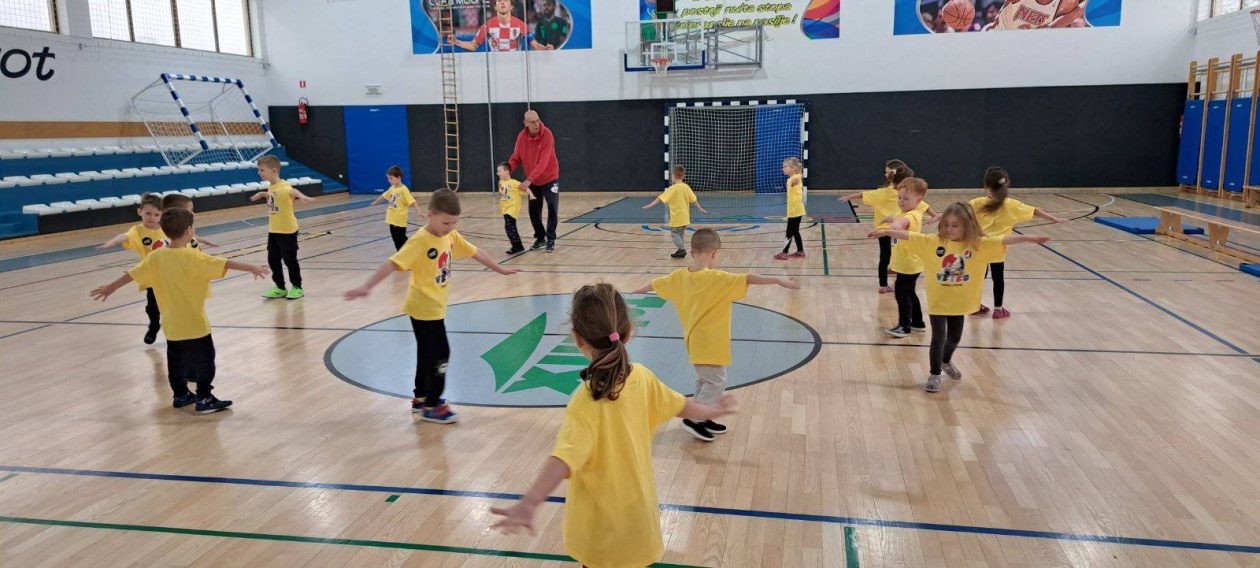 vrtko rukomet (13) vrtko rukomet (13)