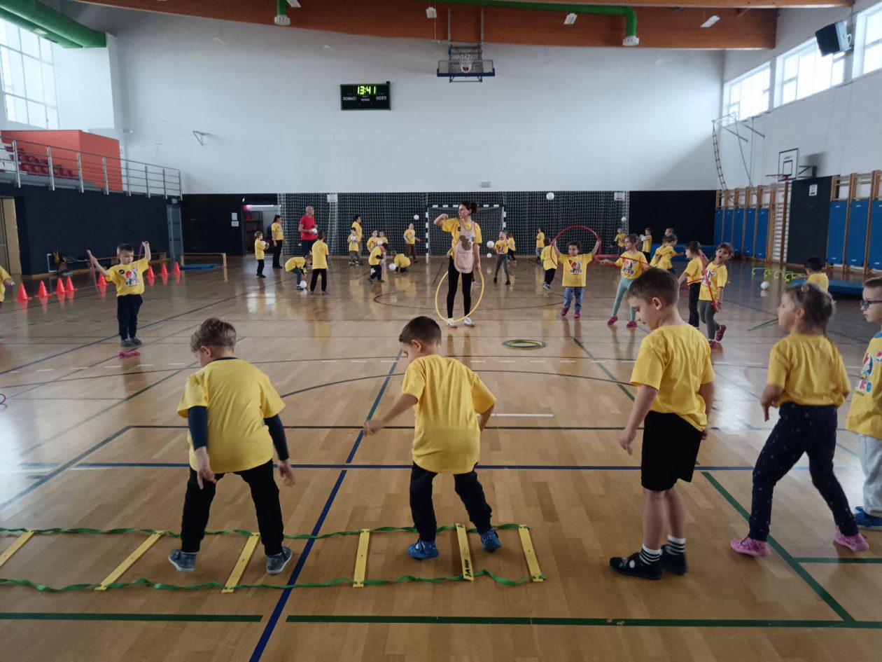 vrtko rukomet (16) vrtko rukomet (16)