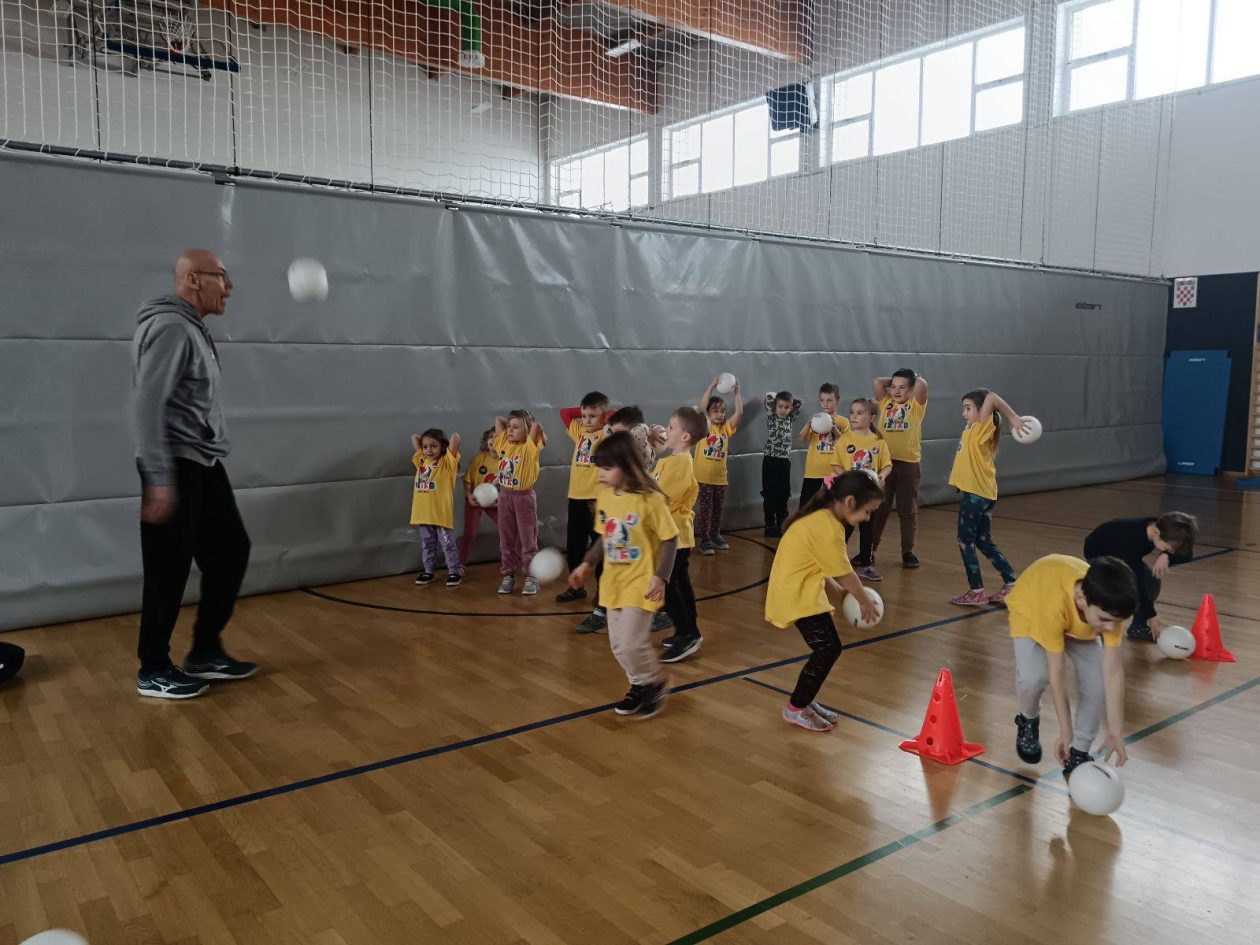 vrtko rukomet (20) vrtko rukomet (20)