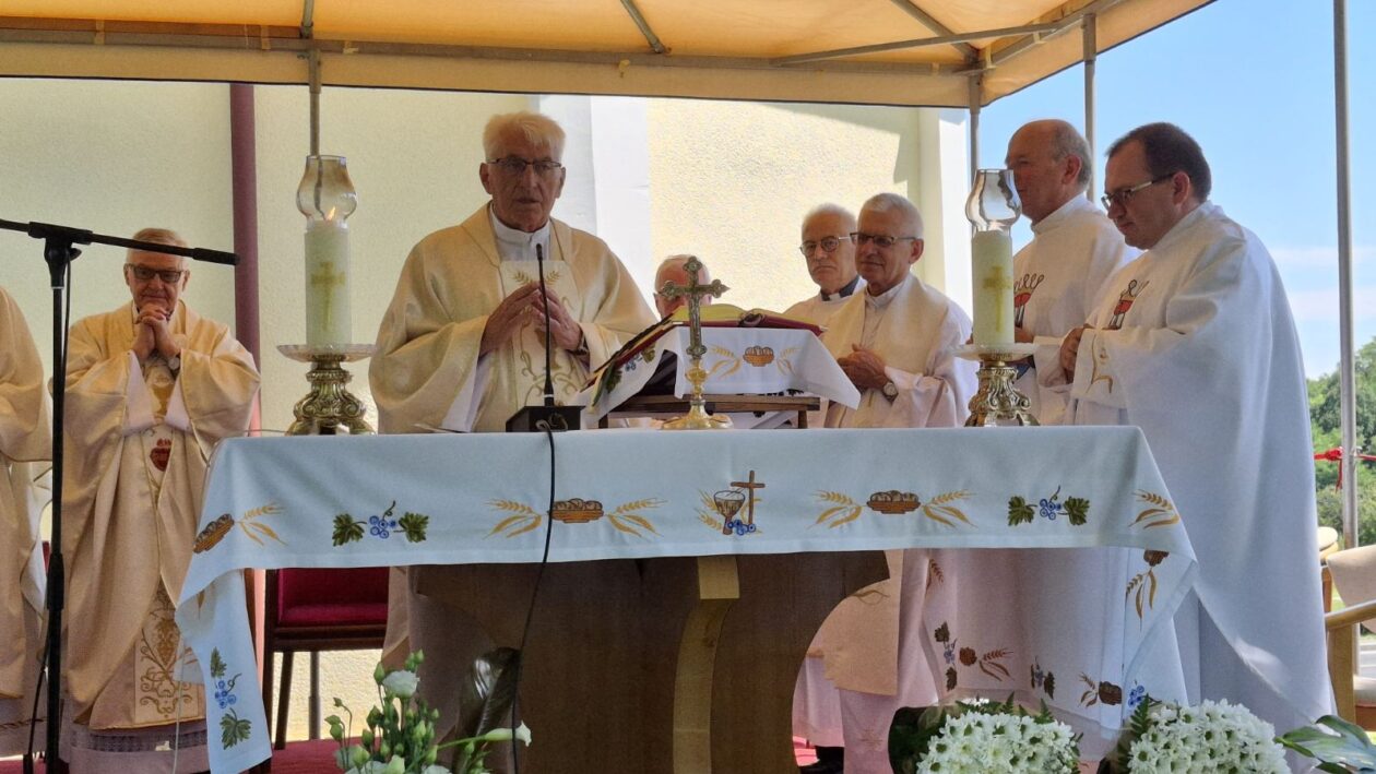 zLATNA MISA ŠTRUKOVEC (61)