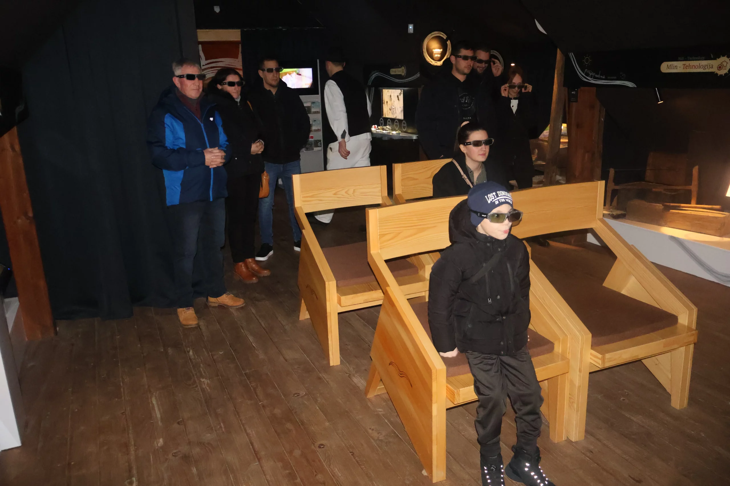 žabnik USAMLJENI MLIN (13) žabnik USAMLJENI MLIN (13)