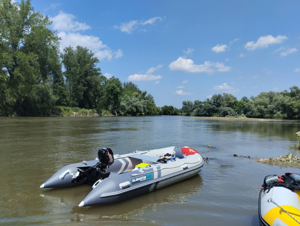 zajednički spust moto-nautičara po Muri 7