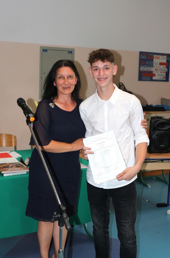 završna svečanost,8. razredi, kotoriba (38) završna svečanost,8. razredi, kotoriba (38)