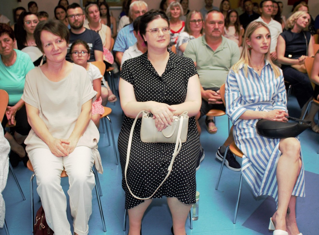 završna svečanost,8. razredi, kotoriba (48) završna svečanost,8. razredi, kotoriba (48)