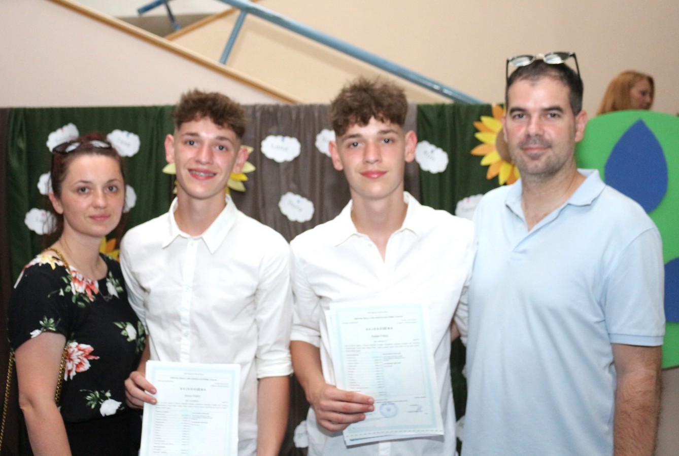 završna svečanost,8. razredi, kotoriba (63) završna svečanost,8. razredi, kotoriba (63)