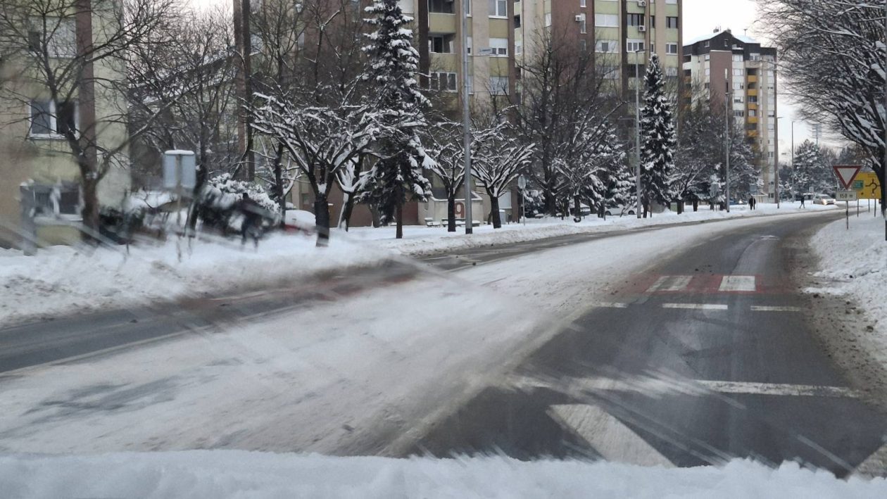 zima snijeg ceste Grad Čakovec (1) zima snijeg ceste Grad Čakovec (1)