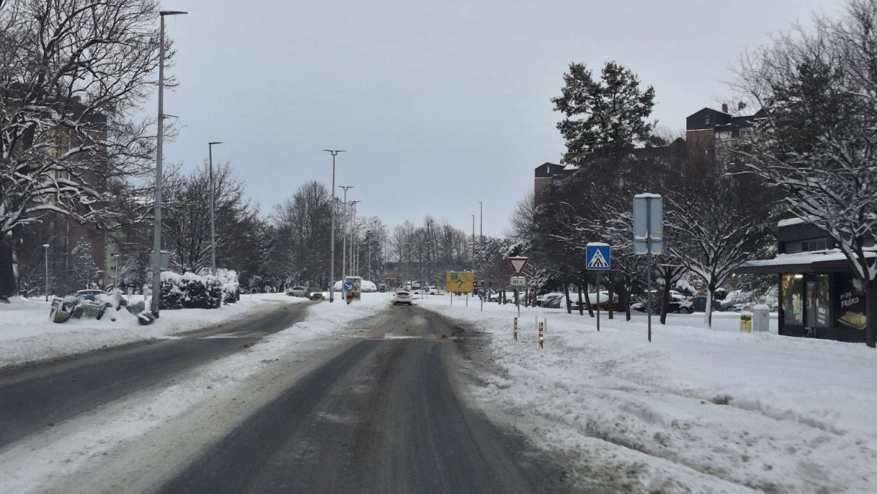 zima snijeg ceste Grad Čakovec (8) zima snijeg ceste Grad Čakovec (8)