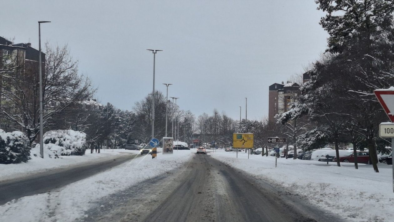 zima snijeg ceste Grad Čakovec (9) zima snijeg ceste Grad Čakovec (9)