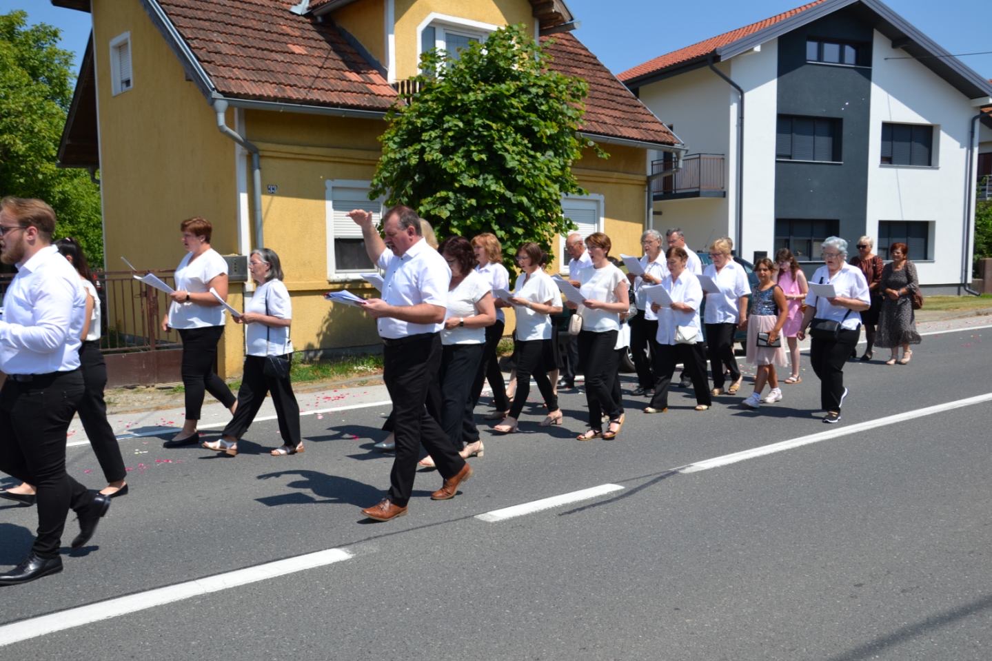 župa sv. jurja u trnju tijelovo 2025 (21) župa sv. jurja u trnju tijelovo 2025 (21)