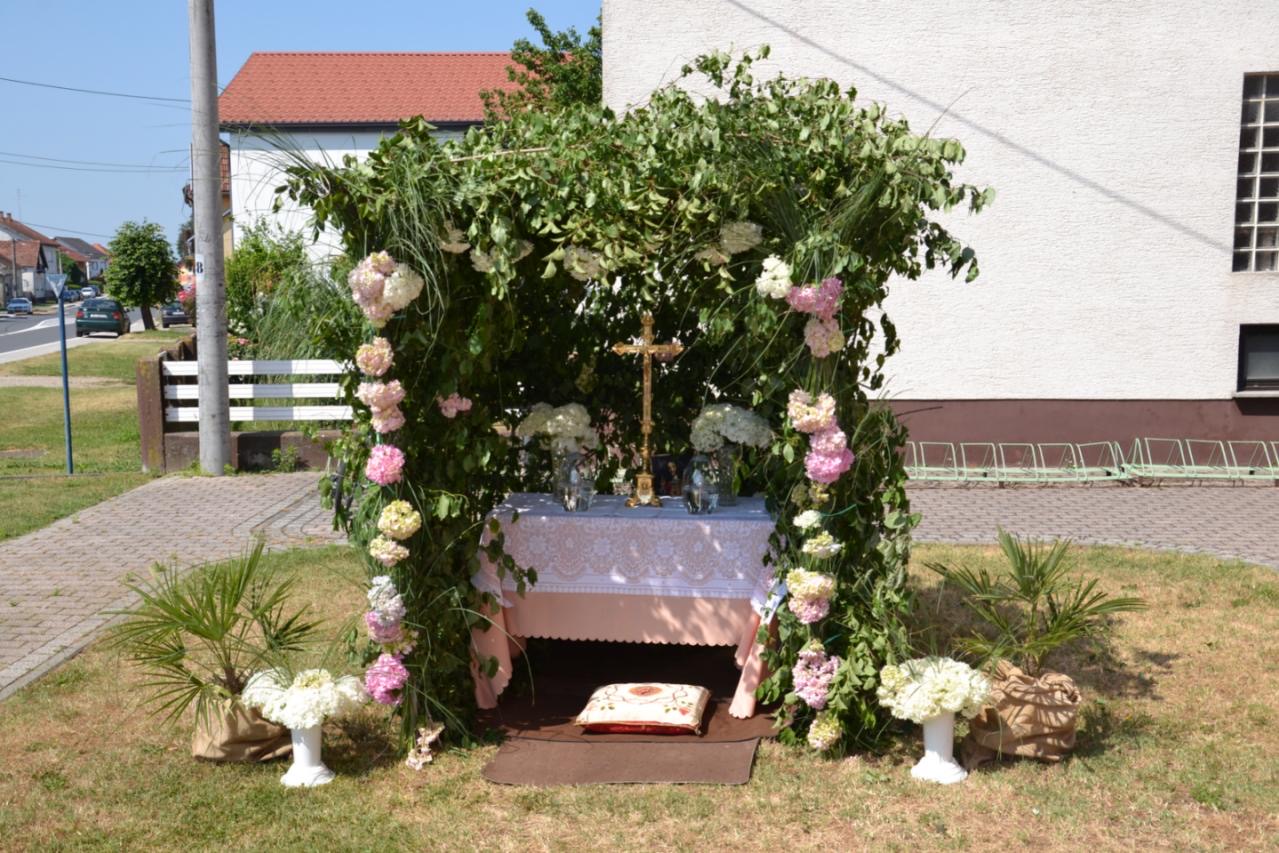 župa sv. jurja u trnju tijelovo 2025 (42) župa sv. jurja u trnju tijelovo 2025 (42)