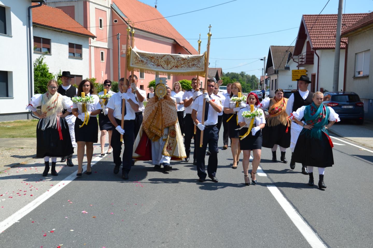 župa sv. jurja u trnju tijelovo 2025 (5) župa sv. jurja u trnju tijelovo 2025 (5)