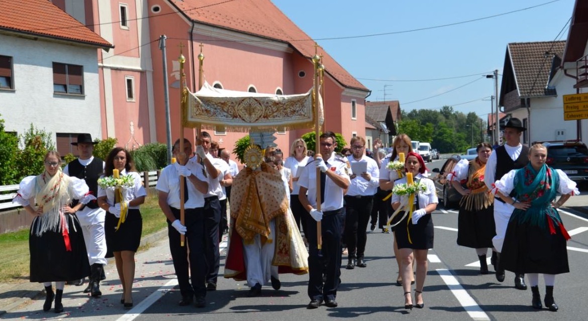 župa sv. jurja u trnju tijelovo 2025 (6) župa sv. jurja u trnju tijelovo 2025 (6)