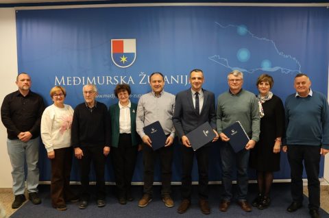 županija potpisivanje umirovljenici (6) županija potpisivanje umirovljenici (6)