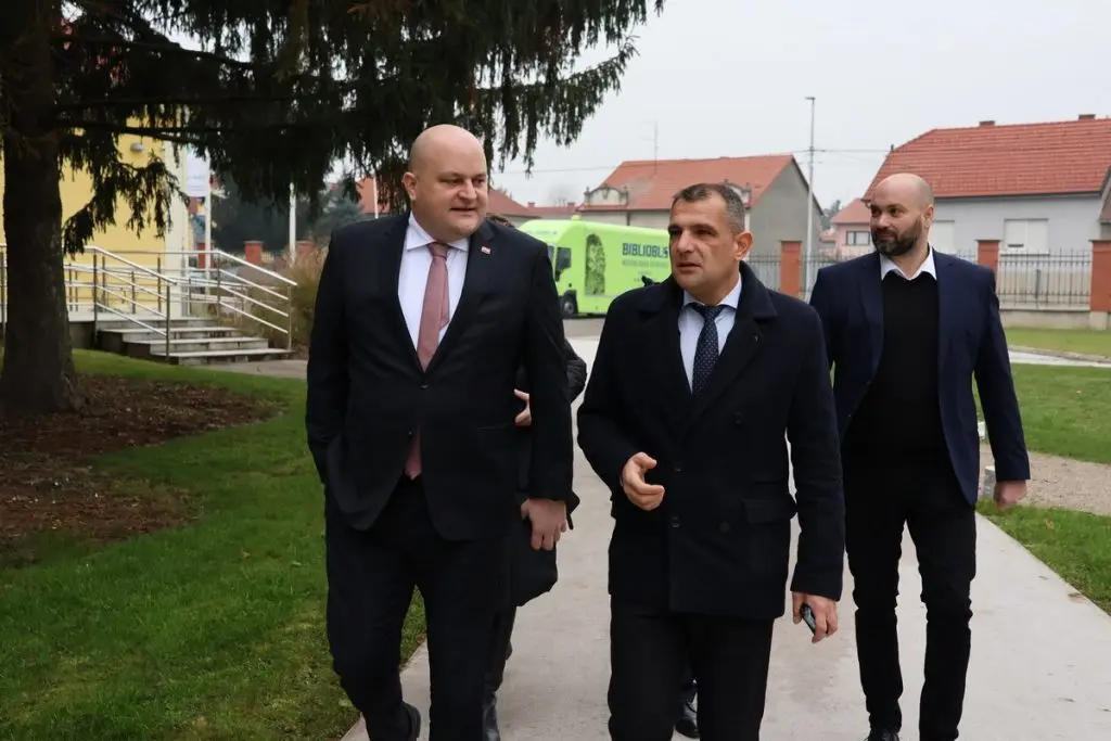 župan,ministar ante šušnjar (4)